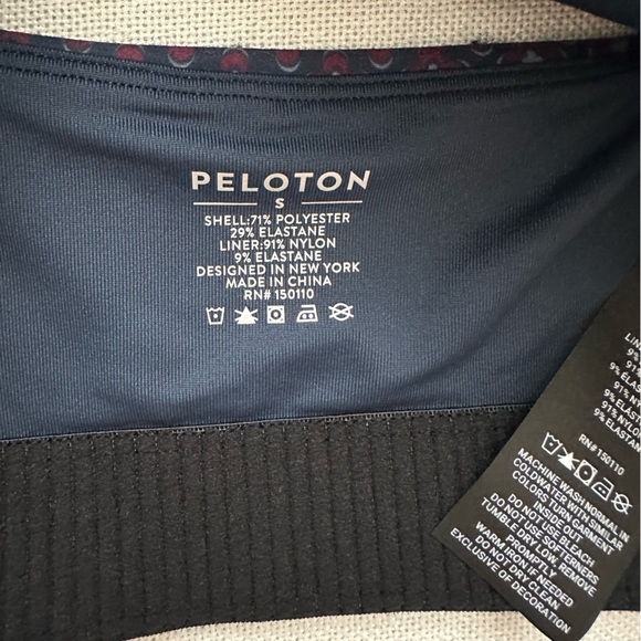 Peloton Matching Set Sports Bra & High Waisted Shorts activewear - Picture 5 of 5
